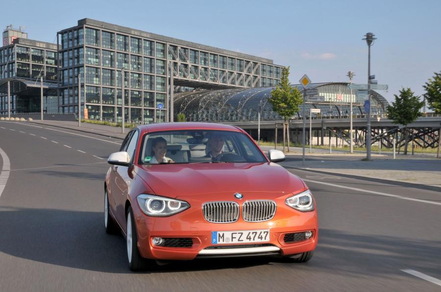  BMW 1-Series Urban Line 2012 года  (фото 46 из 82)